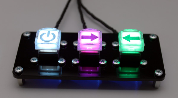 RGB LED Button Bricklets mit Einlagen