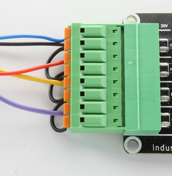 Nahaufname: Industrial Quad Relay Bricklet Stecker