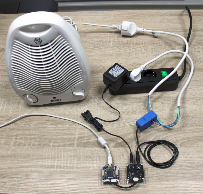 Energy Monitor Bricklet heater example, photo 3