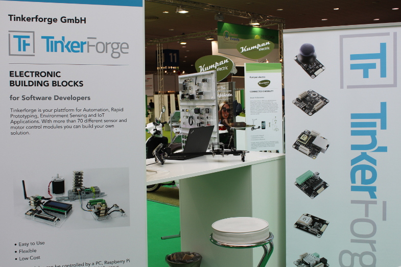 https://www.tinkerforge.com/static/img/_stuff/cebit_2016/cebit_2016_day1_2_small.jpg